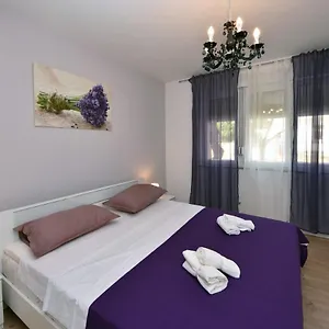 Apartment Two Bedroom Marinero, Zadar